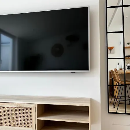 Sky Fleming 31 By Oktheway Apartament *